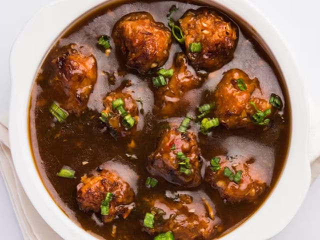 Chicken Manchurian (Wet).